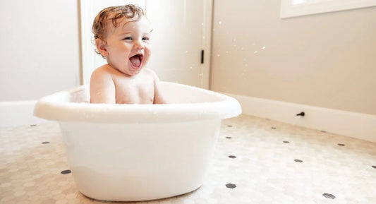 Top Tips for Using Bath Accessories and Toys Safely in Your Baby’s Bath Tub